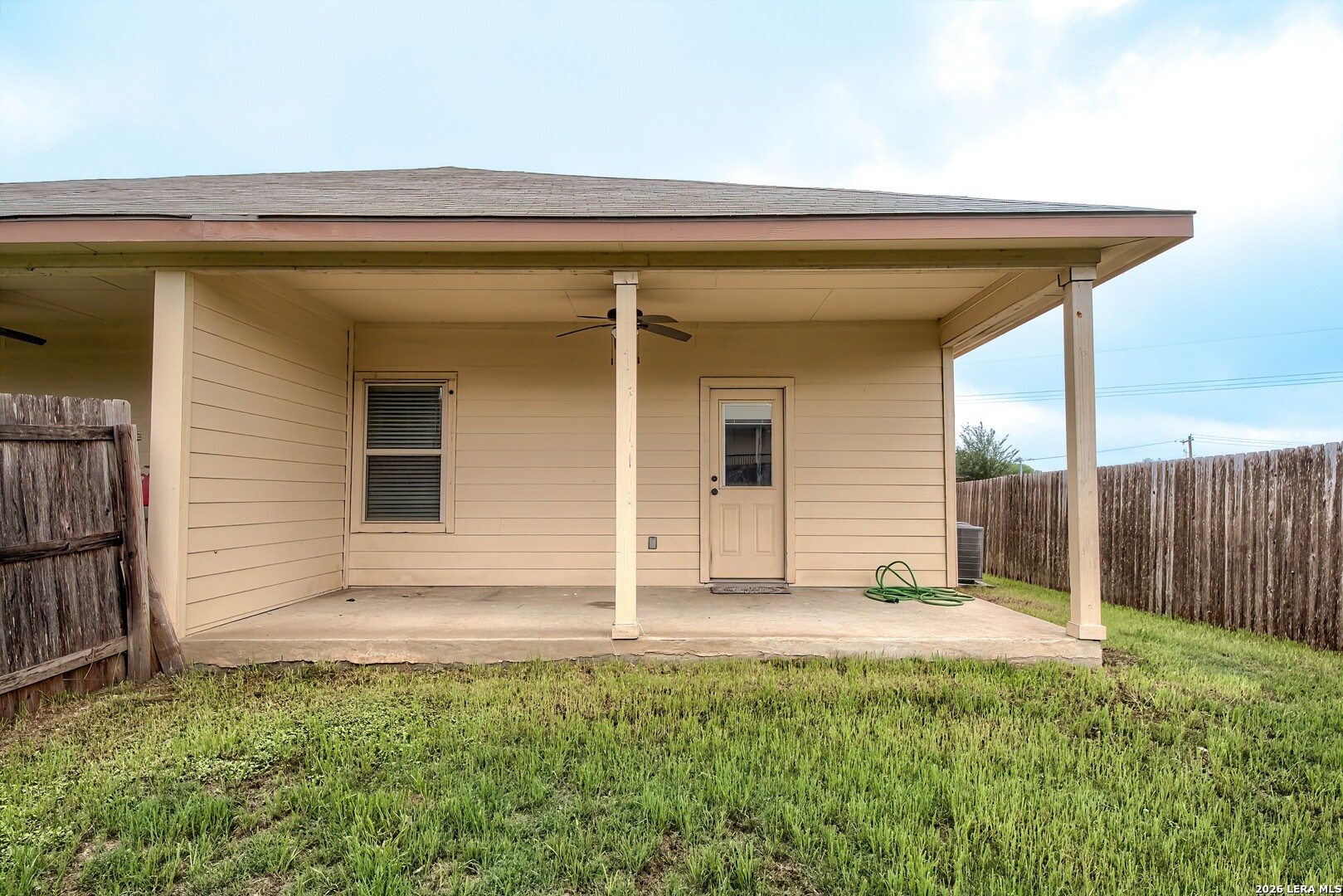 402 Joanne Loop Buda TX 78610