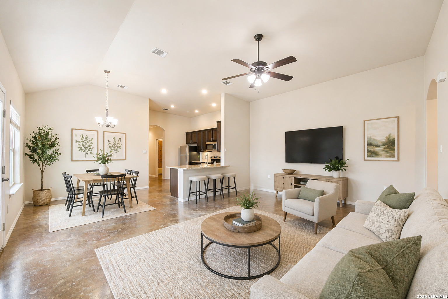 402 Joanne Loop Buda TX 78610