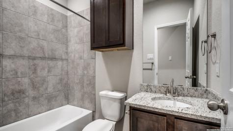 412-414 Emma Drive New Braunfels TX 78130