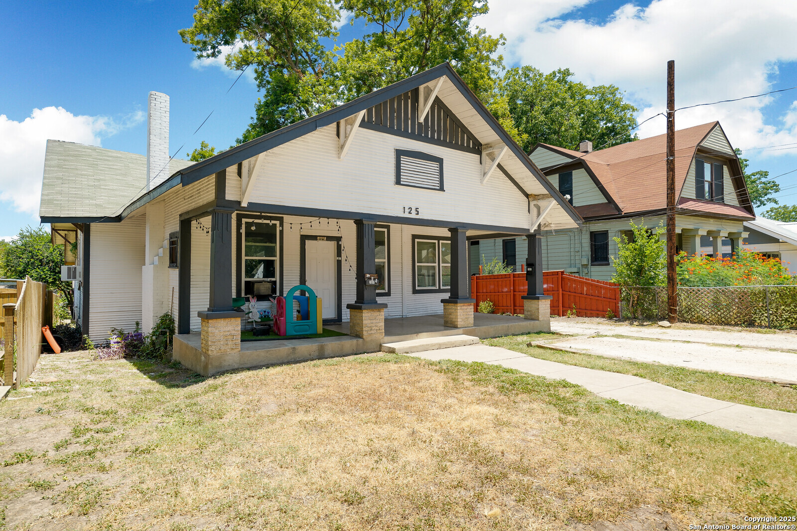 125 Glenwood Court San Antonio TX 78210