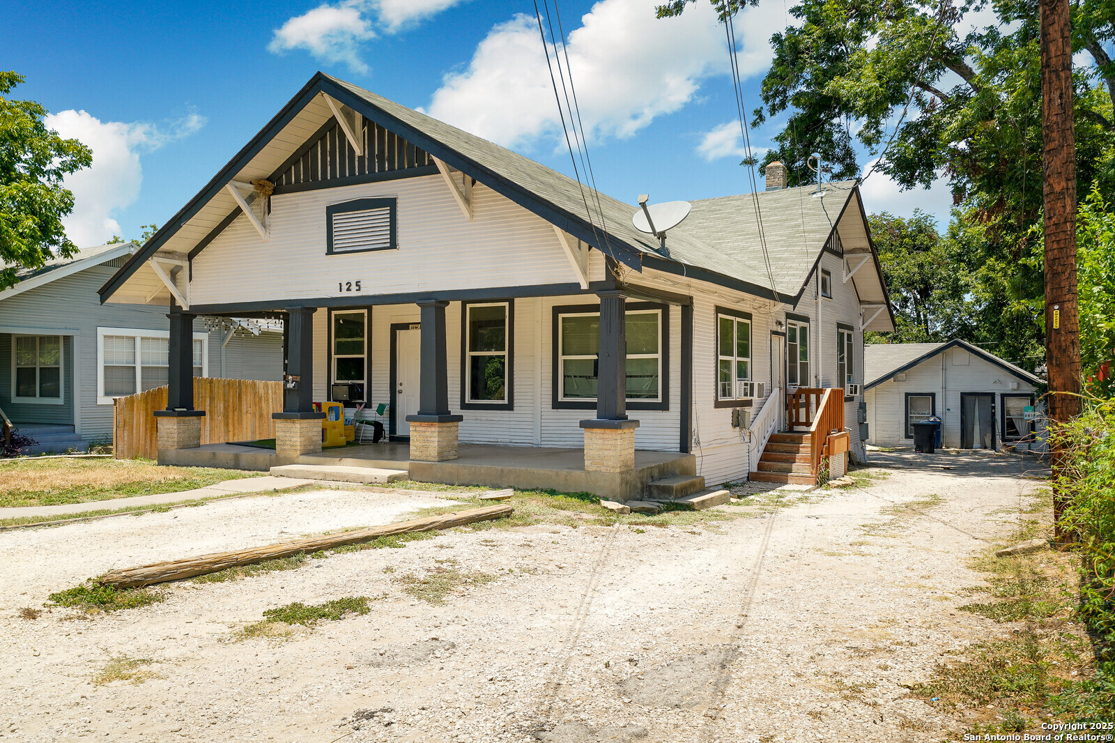 125 Glenwood Court San Antonio TX 78210