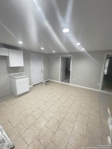 125 Glenwood Court San Antonio TX 78210