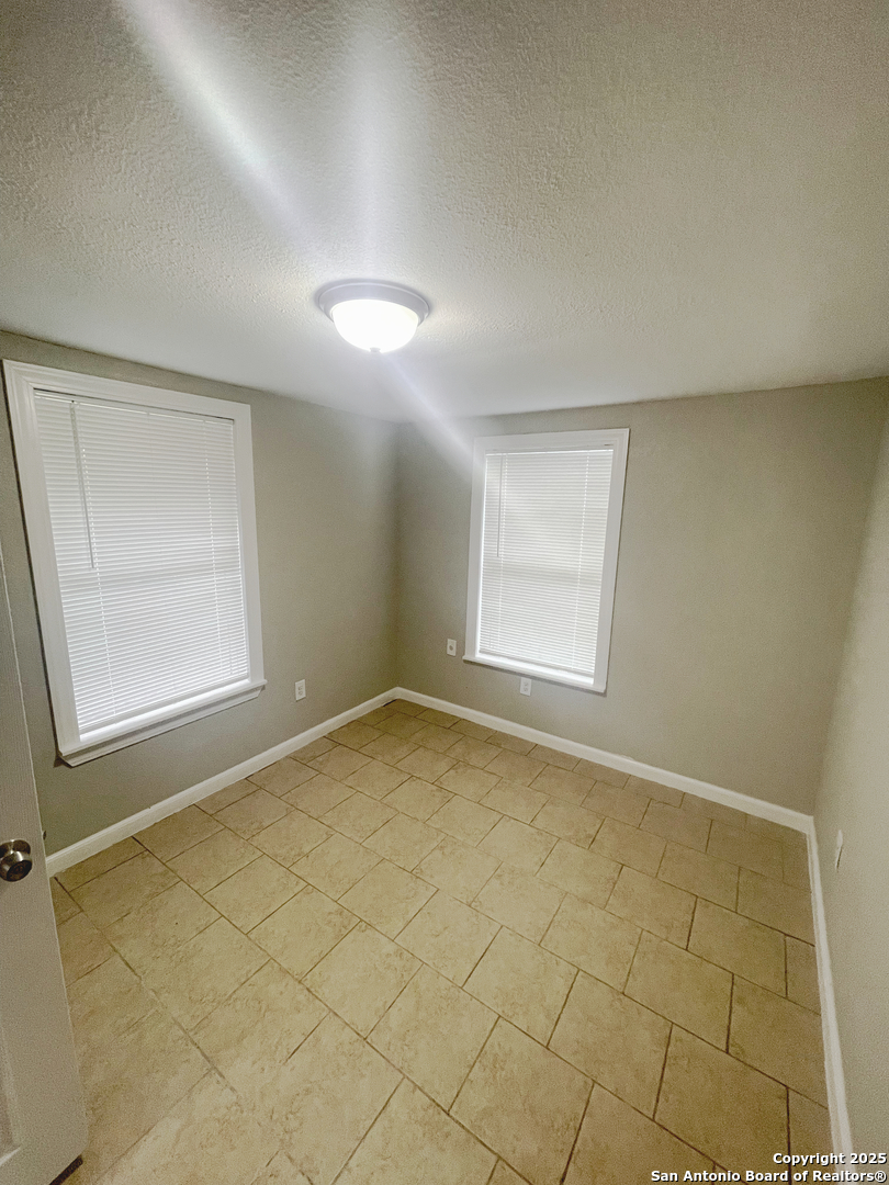 125 Glenwood Court San Antonio TX 78210