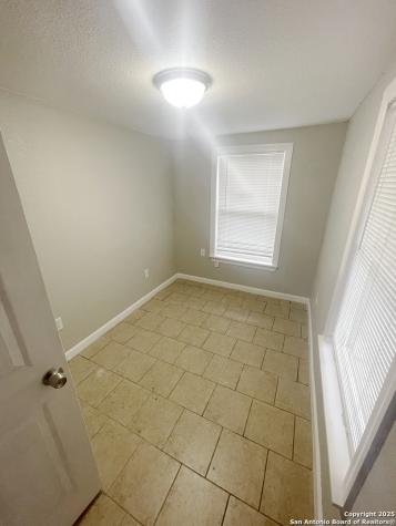 125 Glenwood Court San Antonio TX 78210