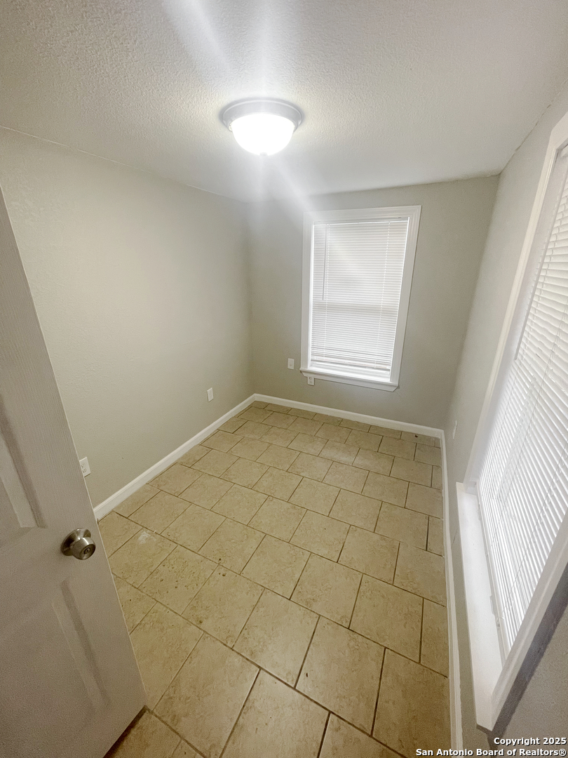 125 Glenwood Court San Antonio TX 78210