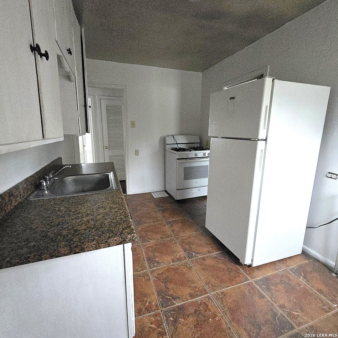2631 Cincinnati Avenue San Antonio TX 78228