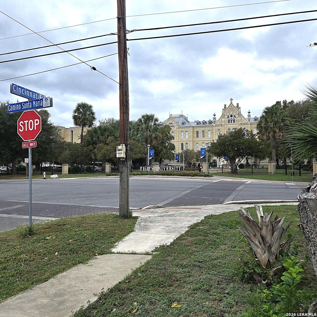 2631 Cincinnati Avenue San Antonio TX 78228