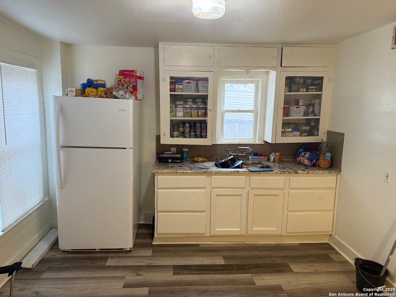1221 Center San Antonio TX 78202