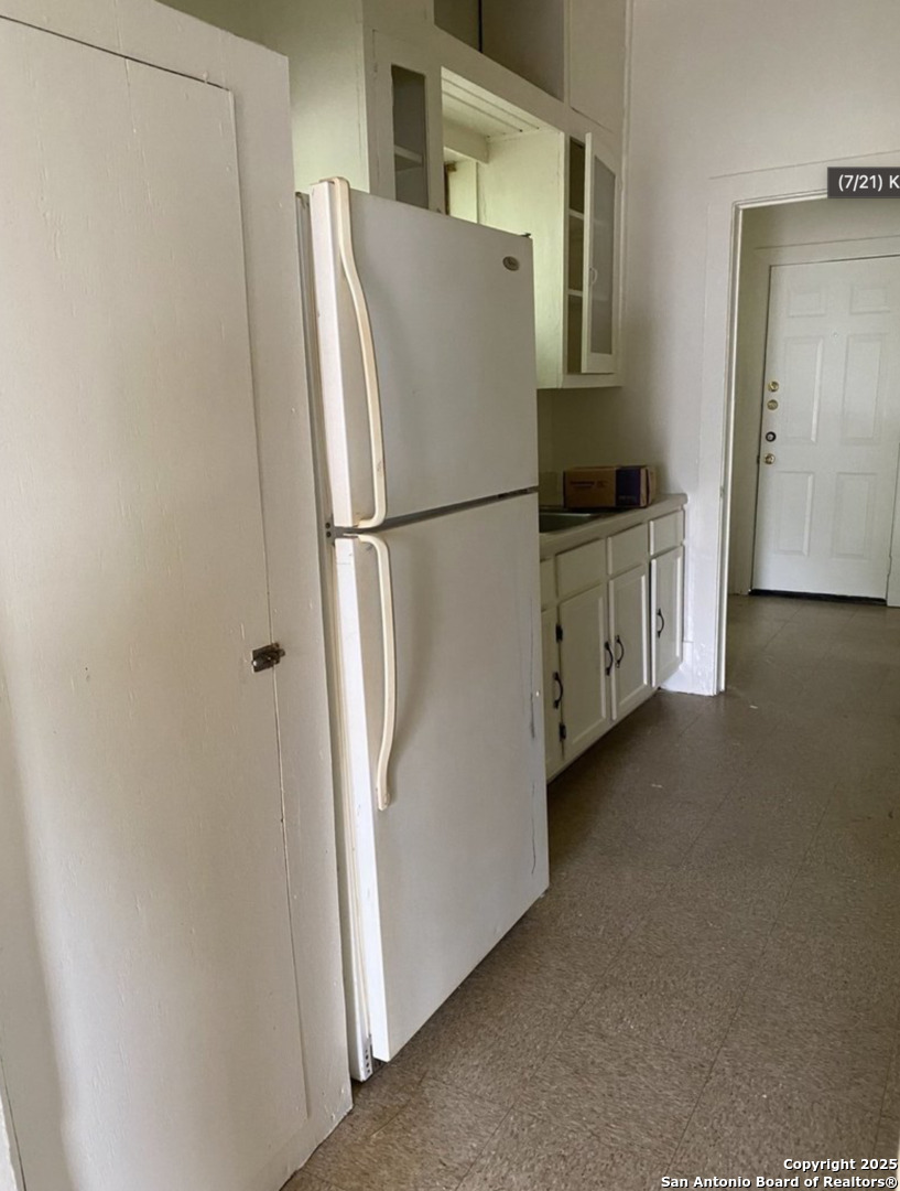 1221 Center San Antonio TX 78202