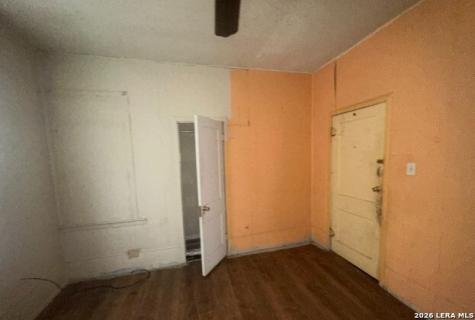 5410 S Flores San Antonio TX 78214