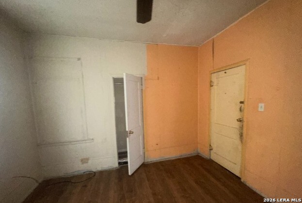 5410 S Flores San Antonio TX 78214