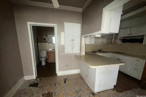 5410 S Flores San Antonio TX 78214