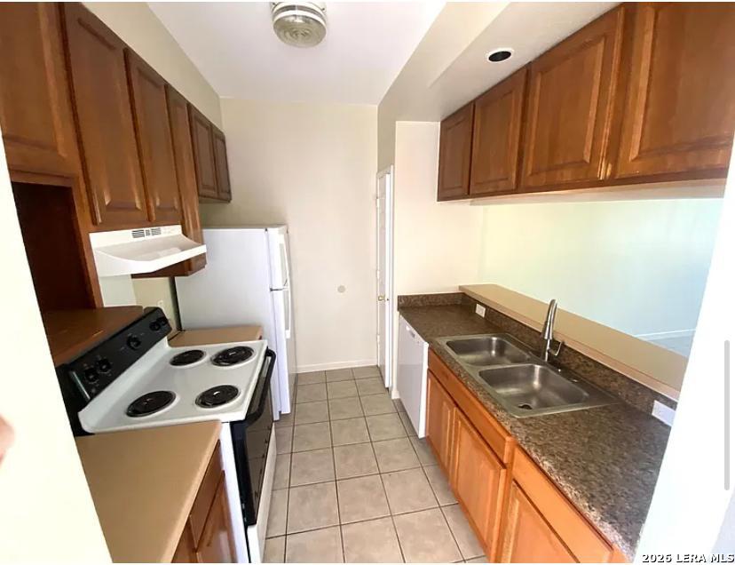 506 Dukeway Universal City TX 78148