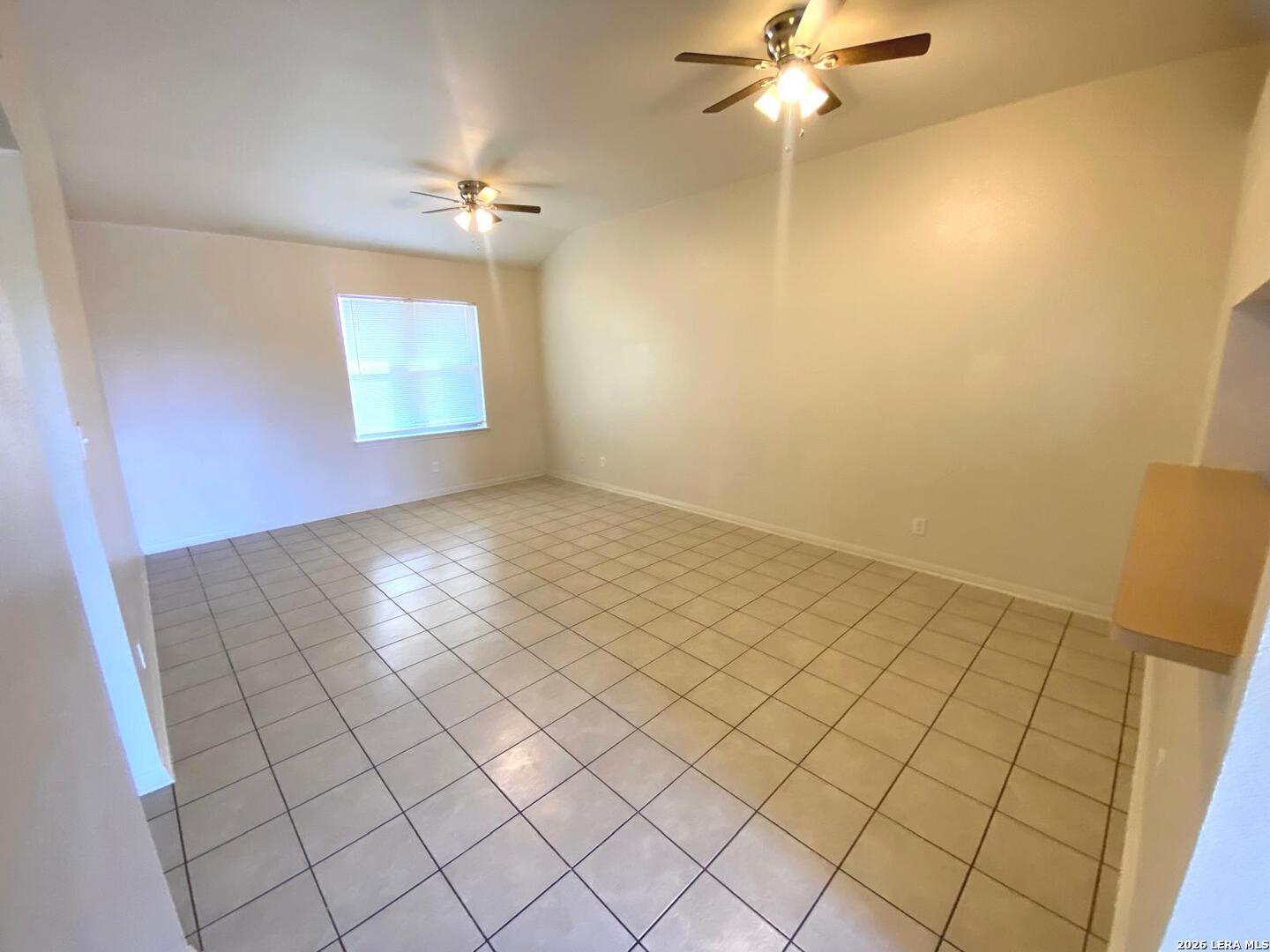 506 Dukeway Universal City TX 78148