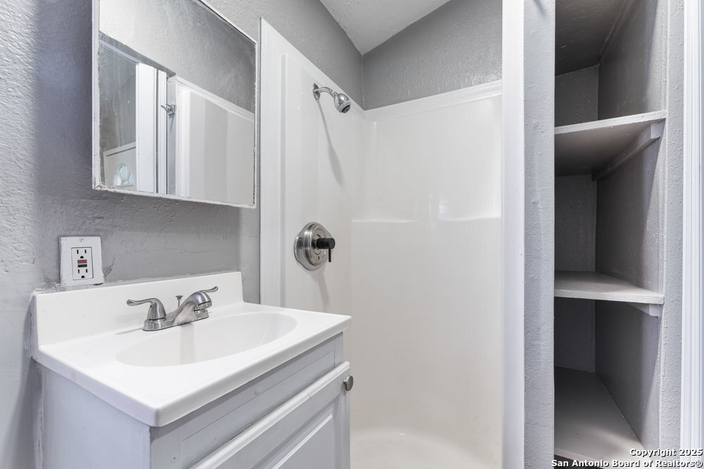403 Terrell Avenue San Antonio TX 78214