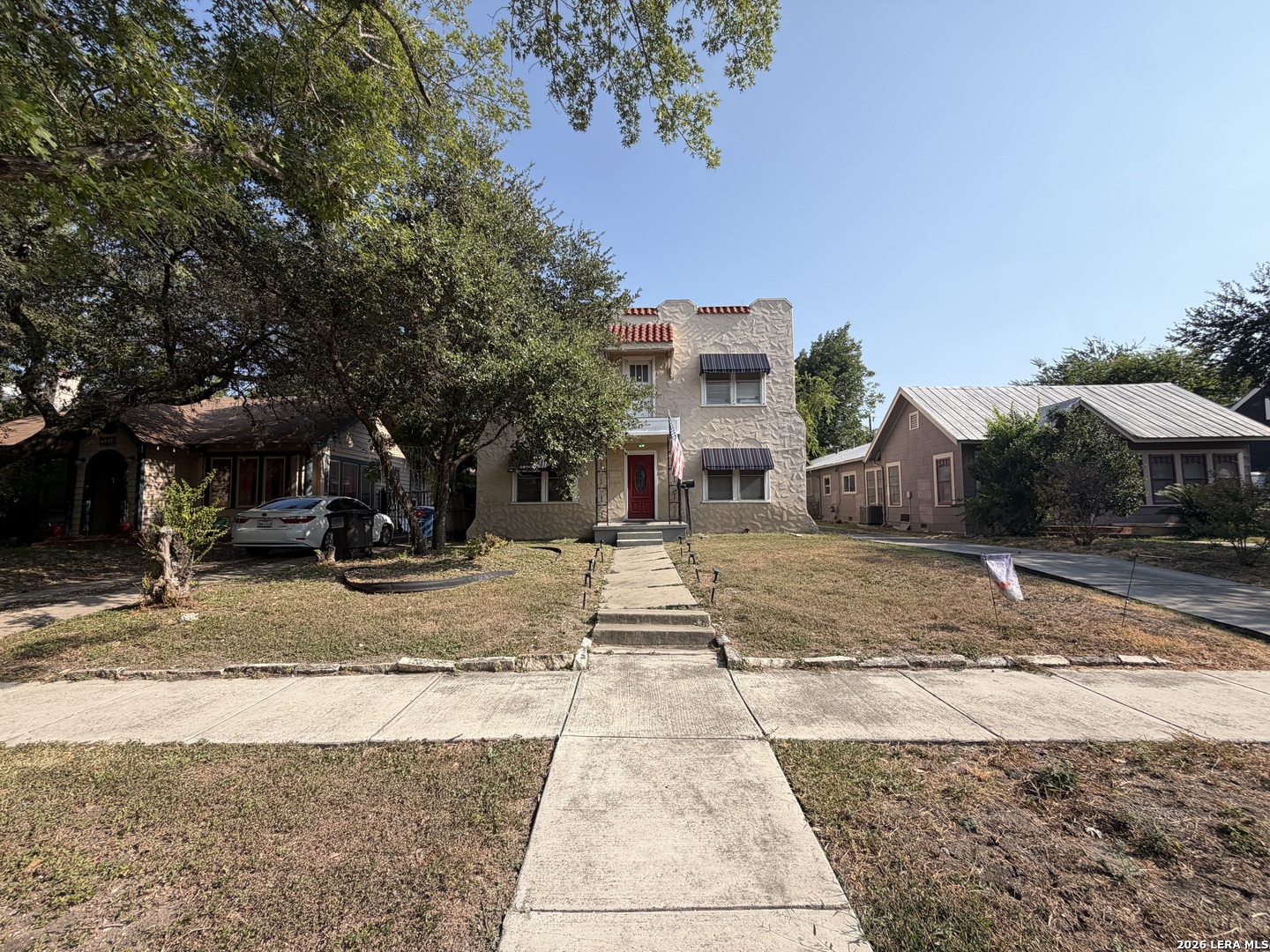 2047 W Summit Avenue San Antonio TX 78201