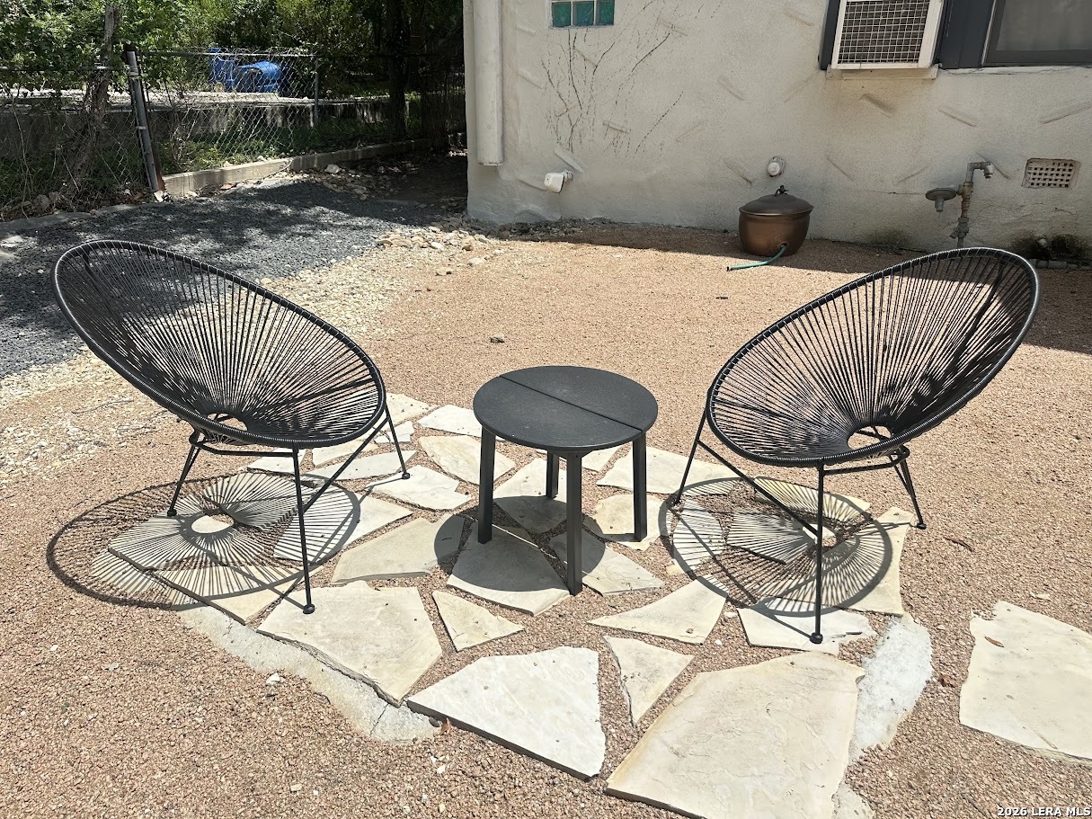 277 Post Avenue San Antonio TX 78215