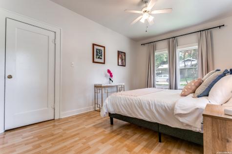 277 Post Avenue San Antonio TX 78215