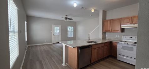 7810 Kingsbury Wood San Antonio TX 78240