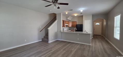 7810 Kingsbury Wood San Antonio TX 78240