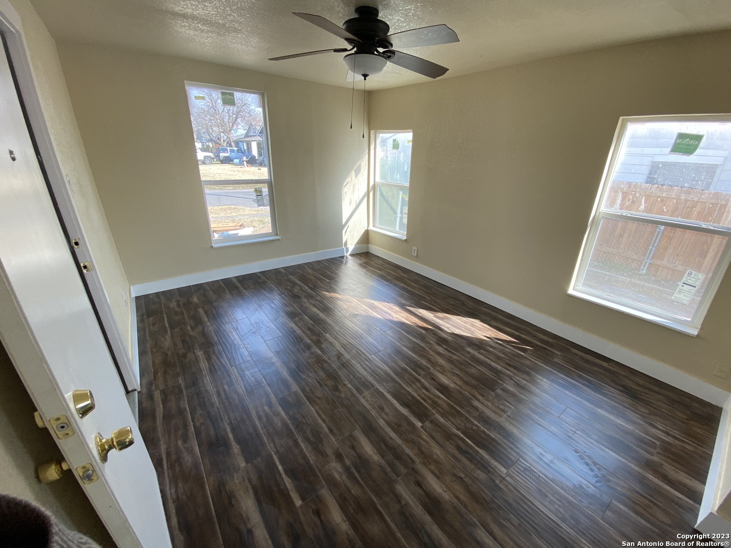 826 Schley Avenue San Antonio TX 78210