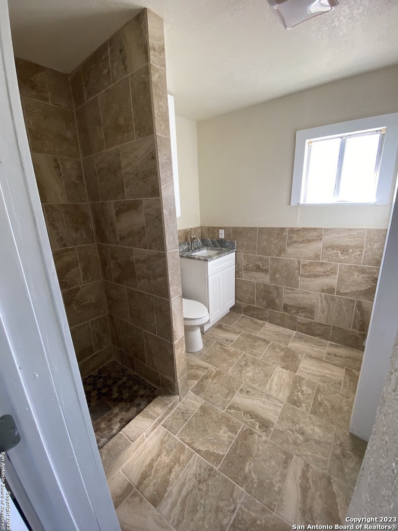 826 Schley Avenue San Antonio TX 78210