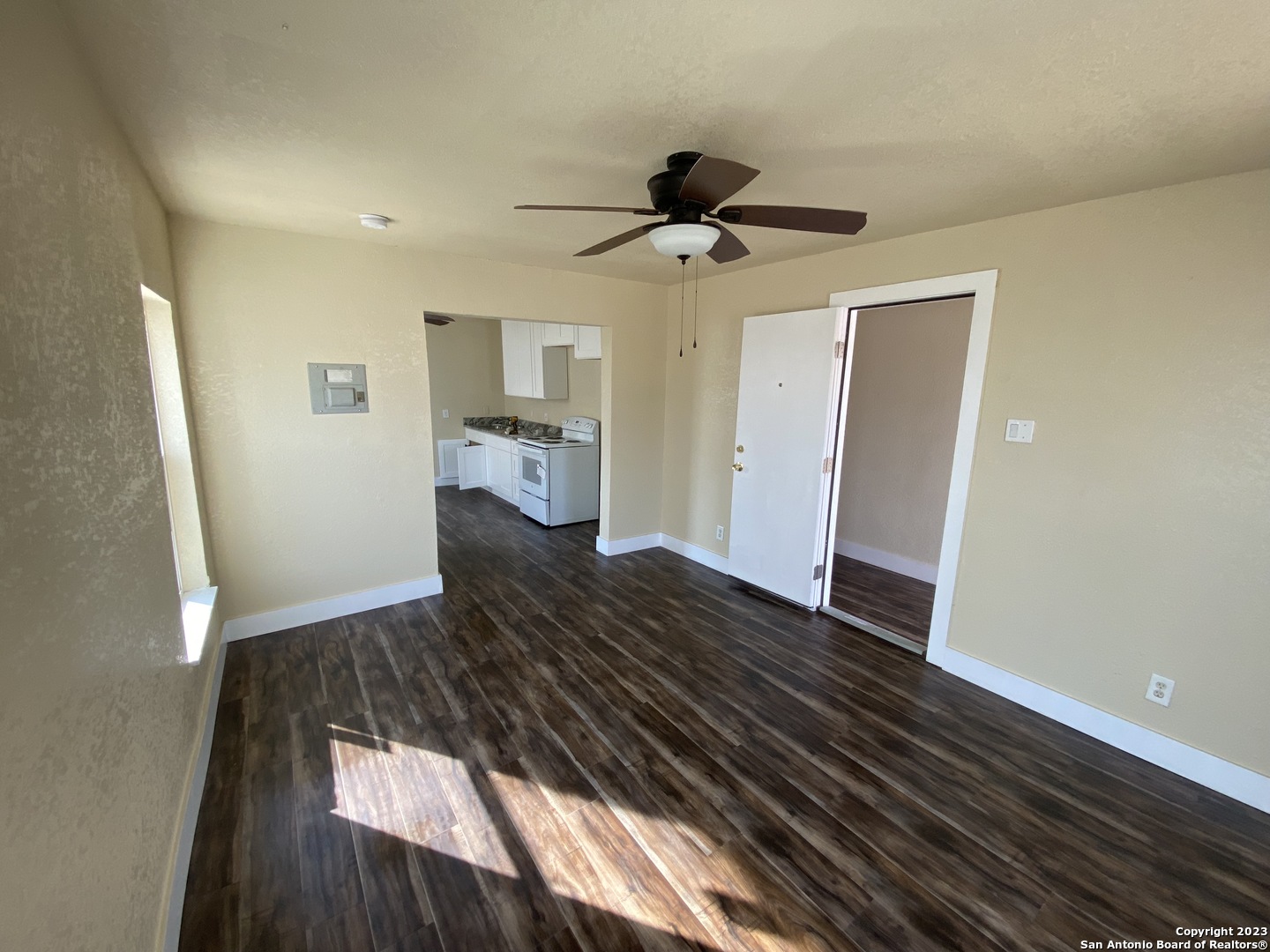 826 Schley Avenue San Antonio TX 78210