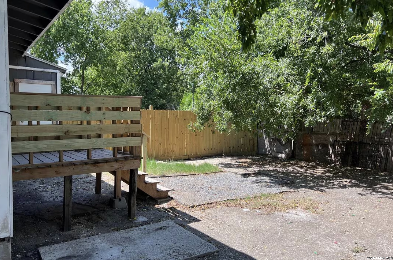 2609 W Poplar San Antonio TX 78207