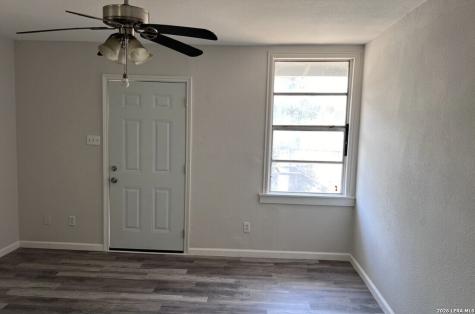 2609 W Poplar San Antonio TX 78207