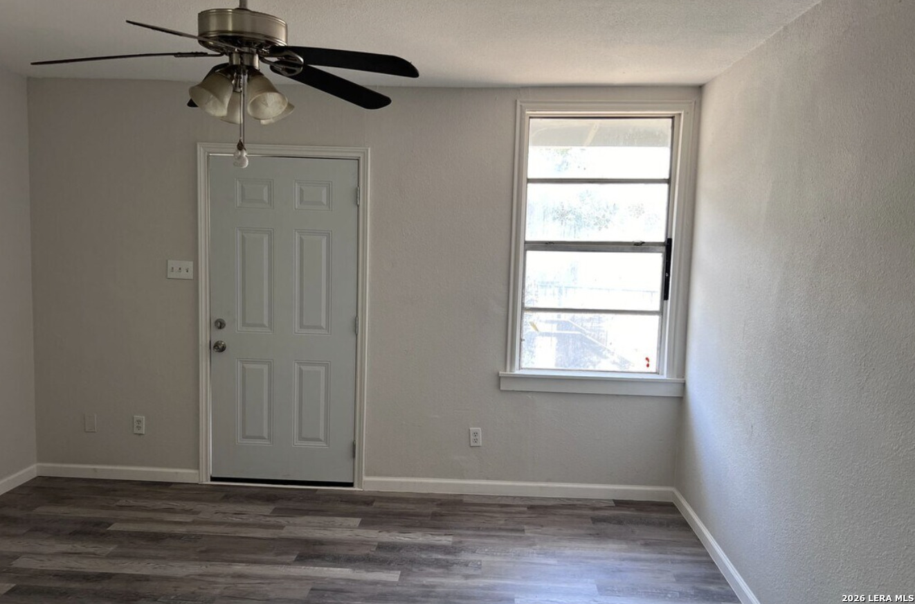 2609 W Poplar San Antonio TX 78207