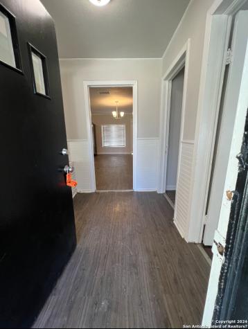 302 Omaha Street San Antonio TX 78203