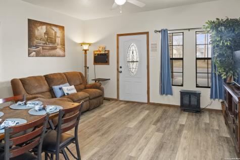 1871 State Highway 132 N Natalia TX 78059