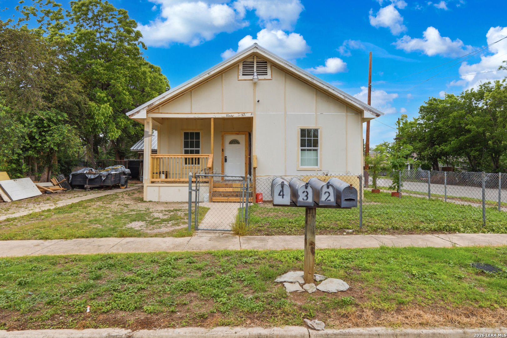 1021 Center Street San Antonio TX 78202