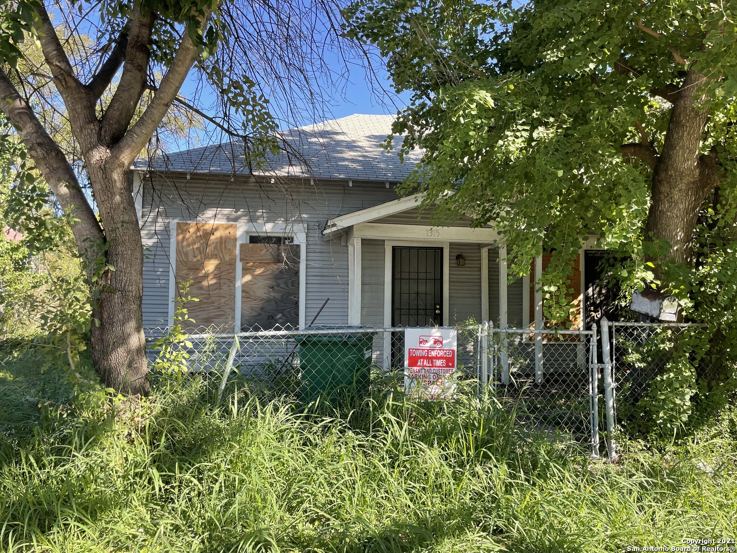 1315 W Houston Street San Antonio TX 78207