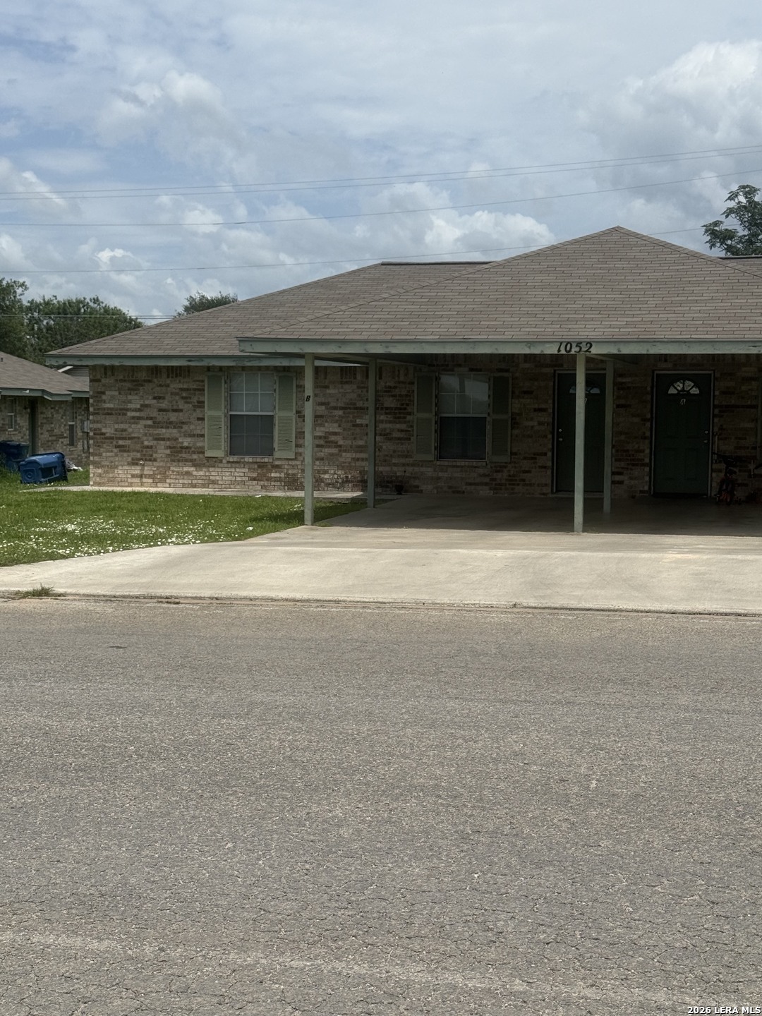 1052 Long Street Pleasanton TX 78064