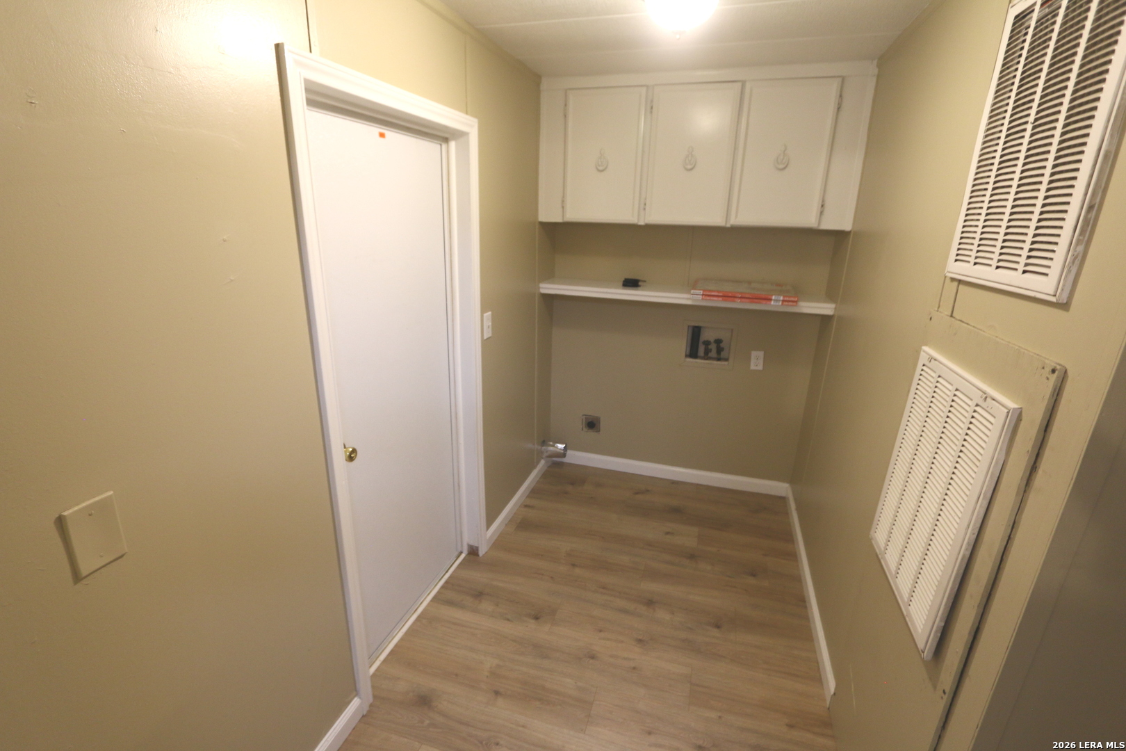 76 & 76b Post Oak La Vernia TX 78121