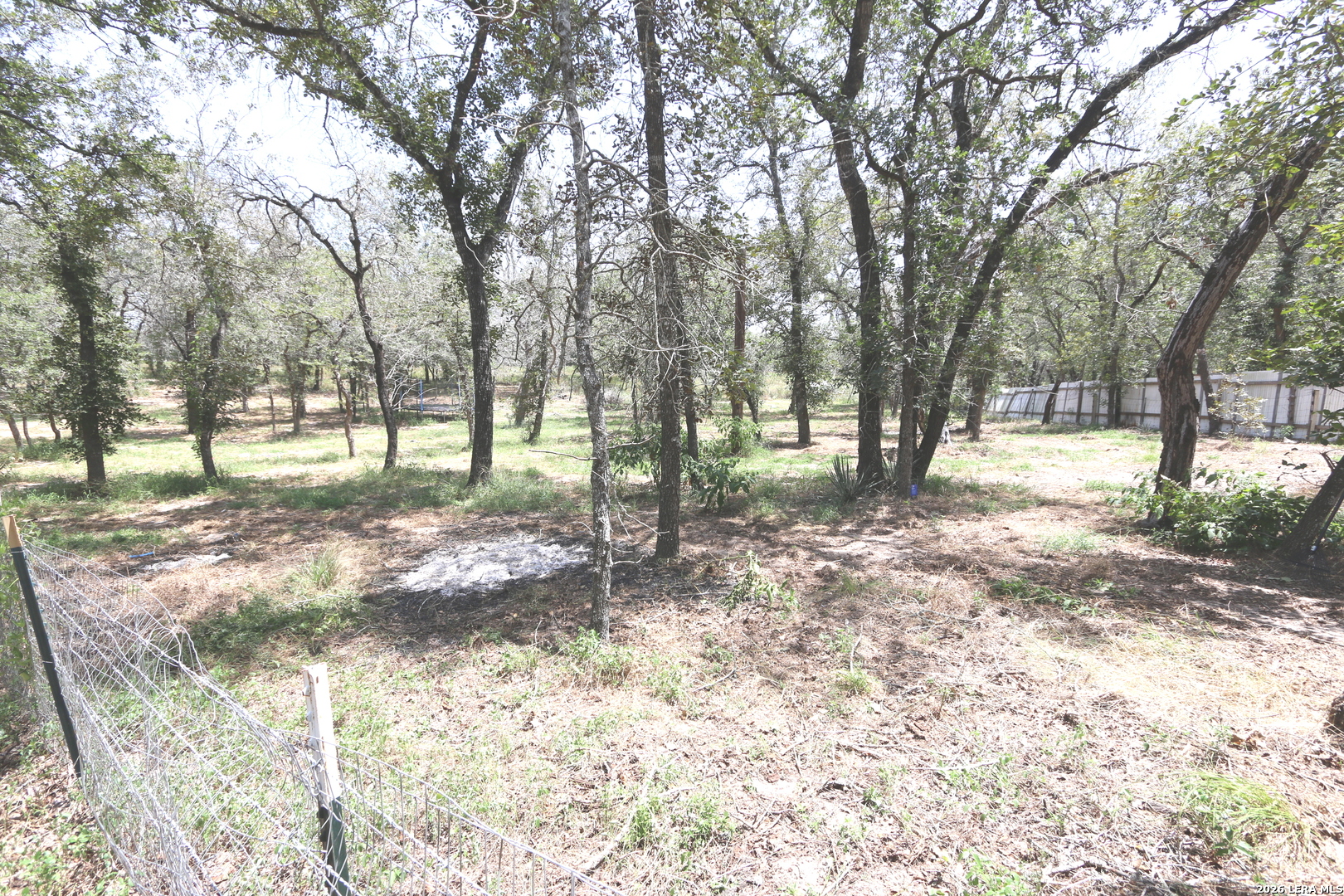 76 & 76b Post Oak La Vernia TX 78121