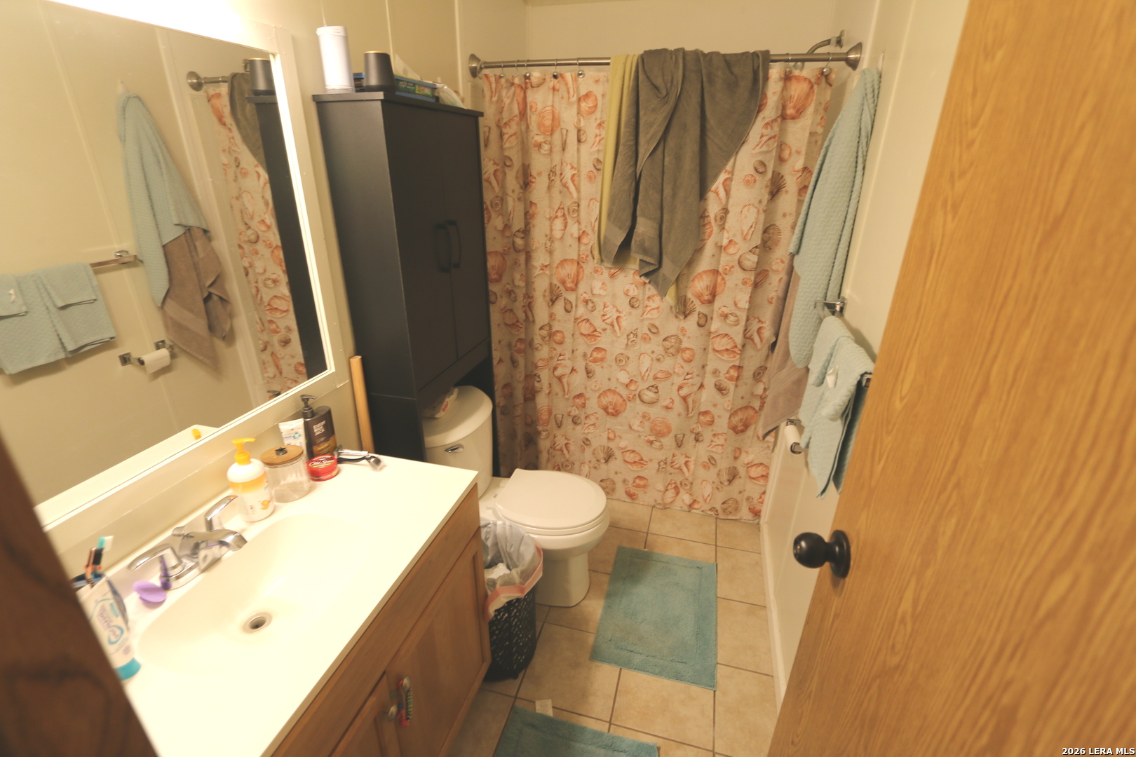 76 & 76b Post Oak La Vernia TX 78121
