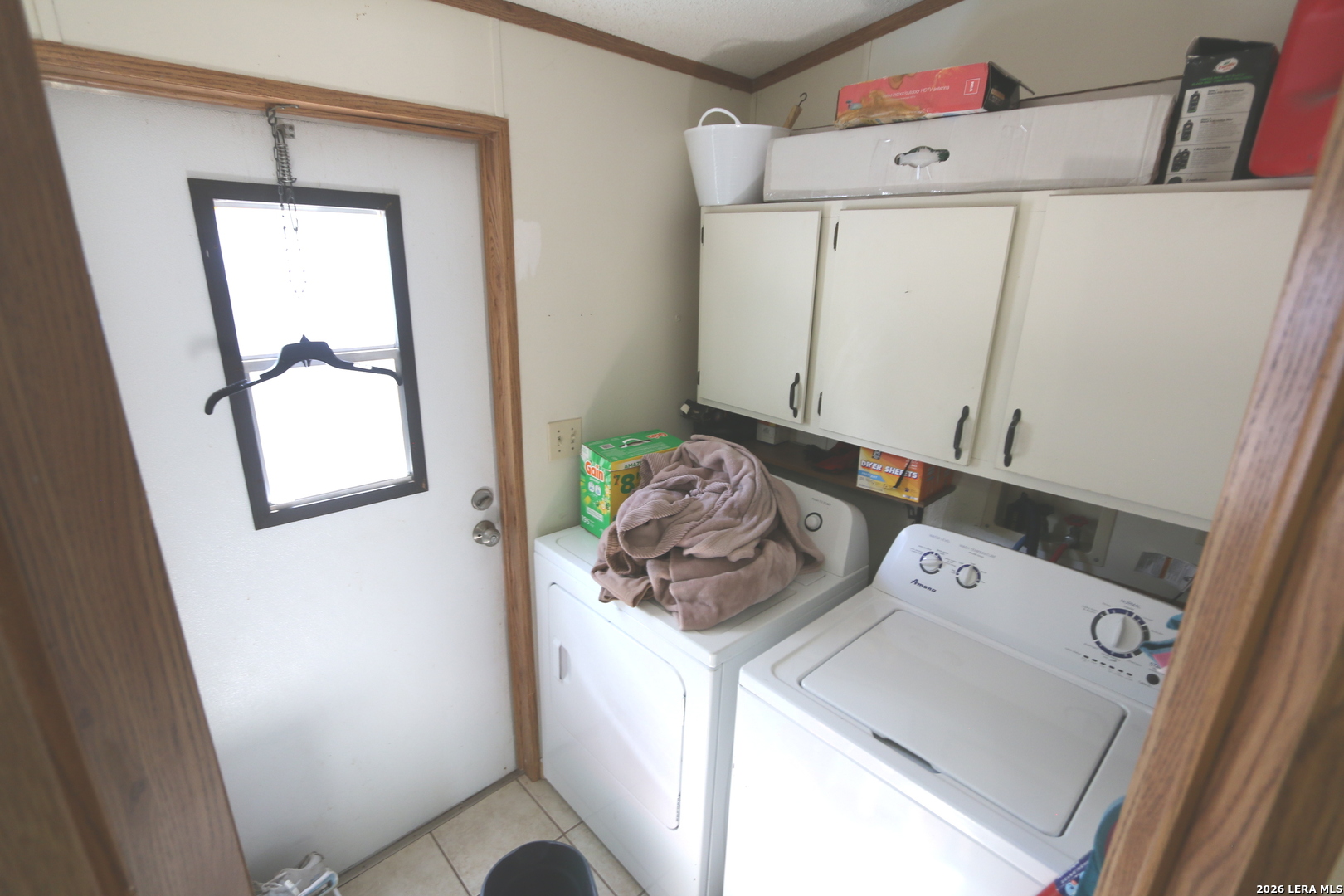 76 & 76b Post Oak La Vernia TX 78121