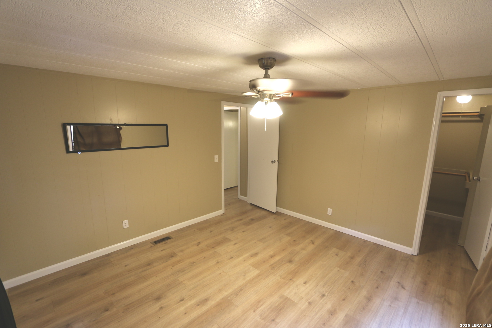 76 & 76b Post Oak La Vernia TX 78121