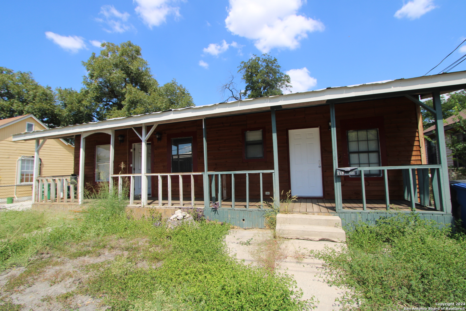307 E Lachapelle San Antonio TX 78204