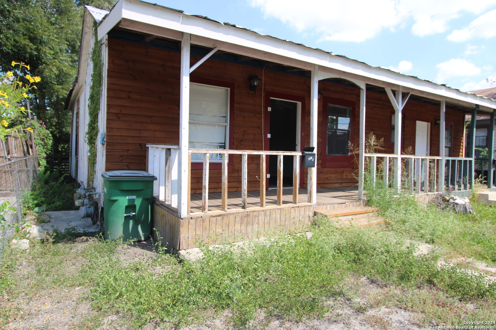 307 E Lachapelle San Antonio TX 78204