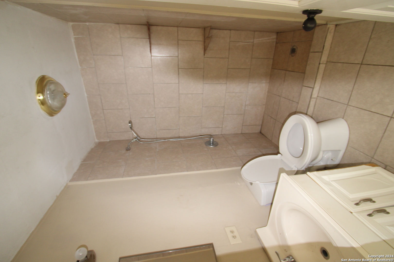 307 E Lachapelle San Antonio TX 78204