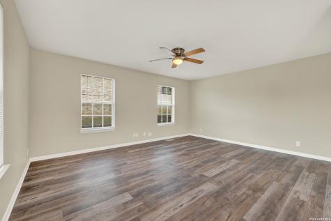 723 Woodcrest New Braunfels TX 78130
