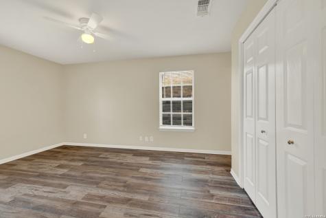 723 Woodcrest New Braunfels TX 78130