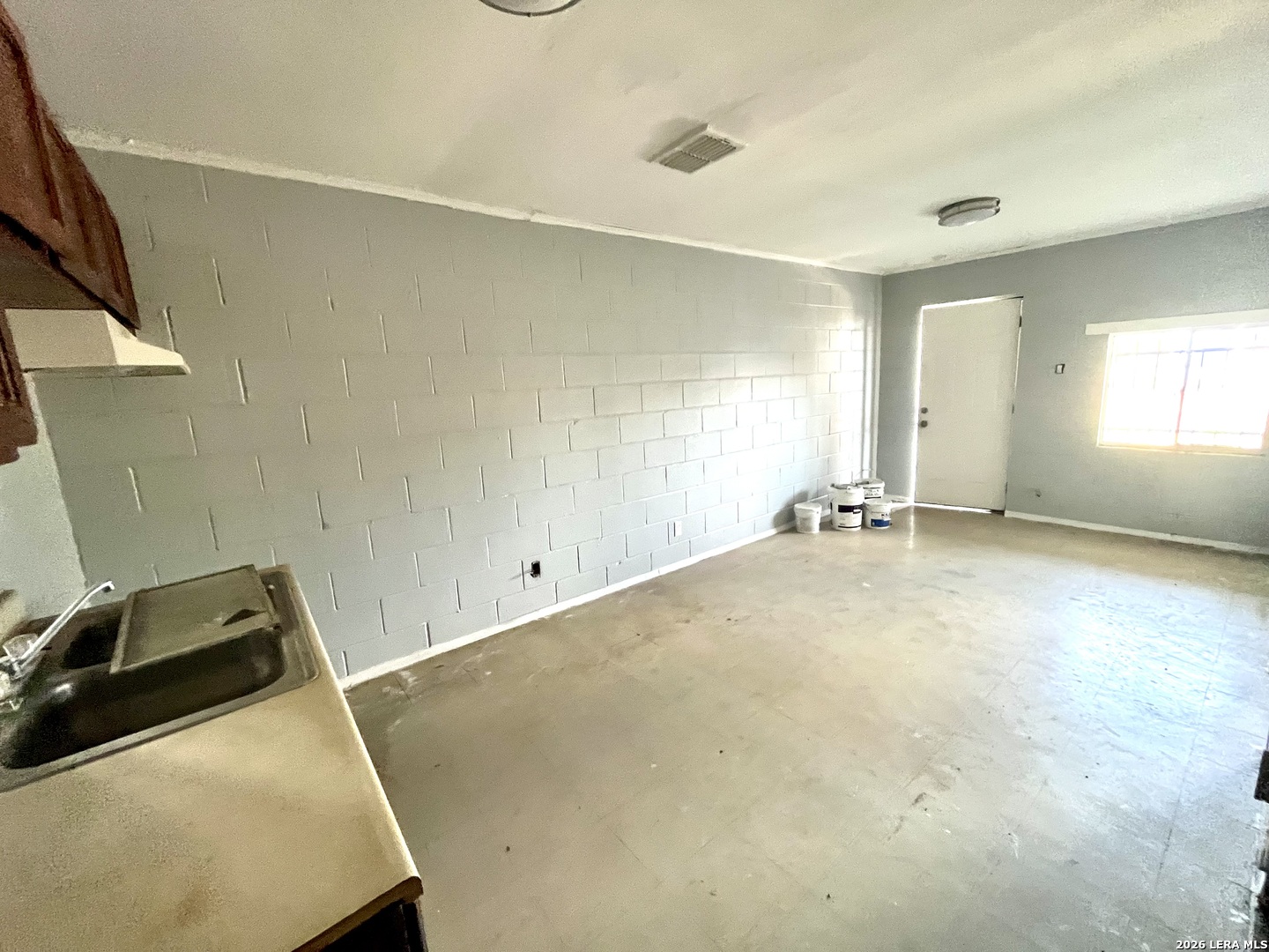 1619 Convent Avenue Laredo TX 78040