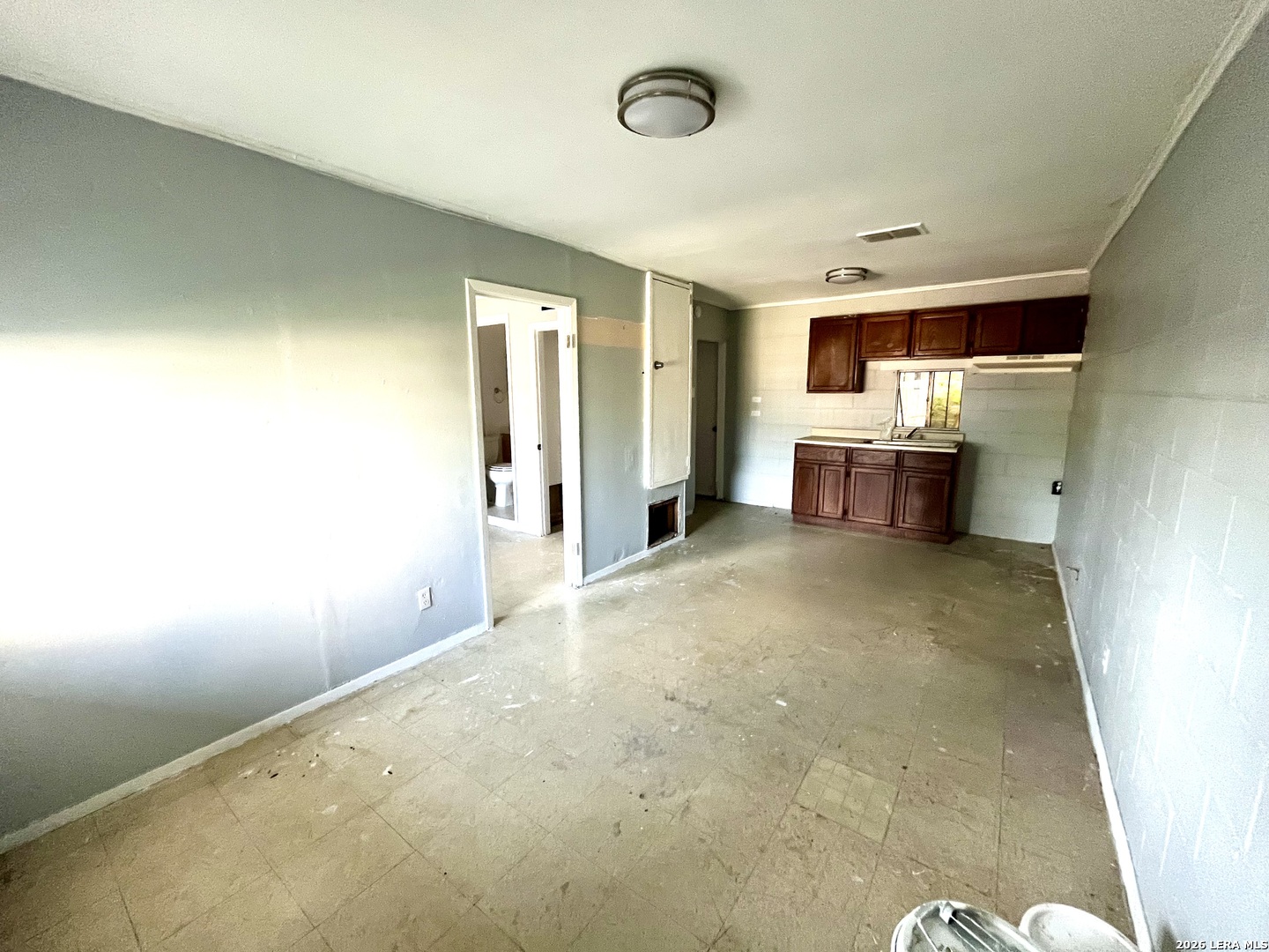 1619 Convent Avenue Laredo TX 78040