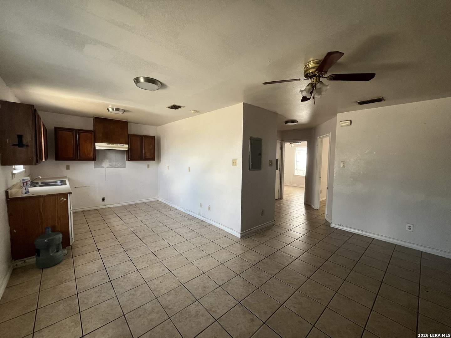 1619 Convent Avenue Laredo TX 78040