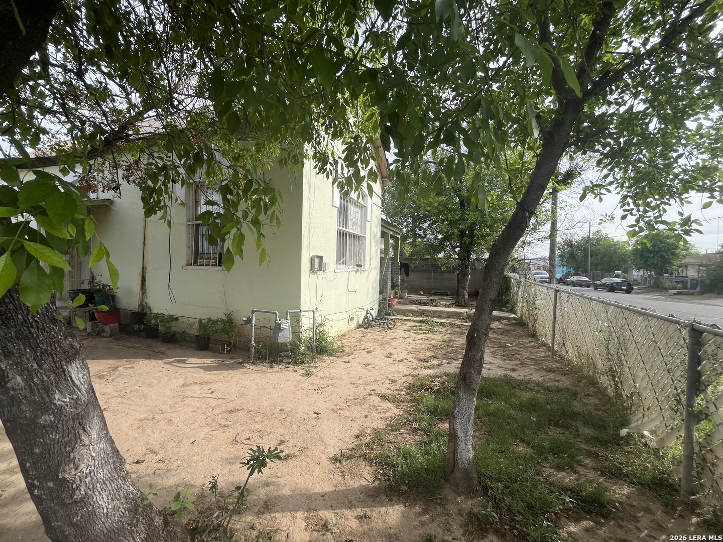 1619 Convent Avenue Laredo TX 78040