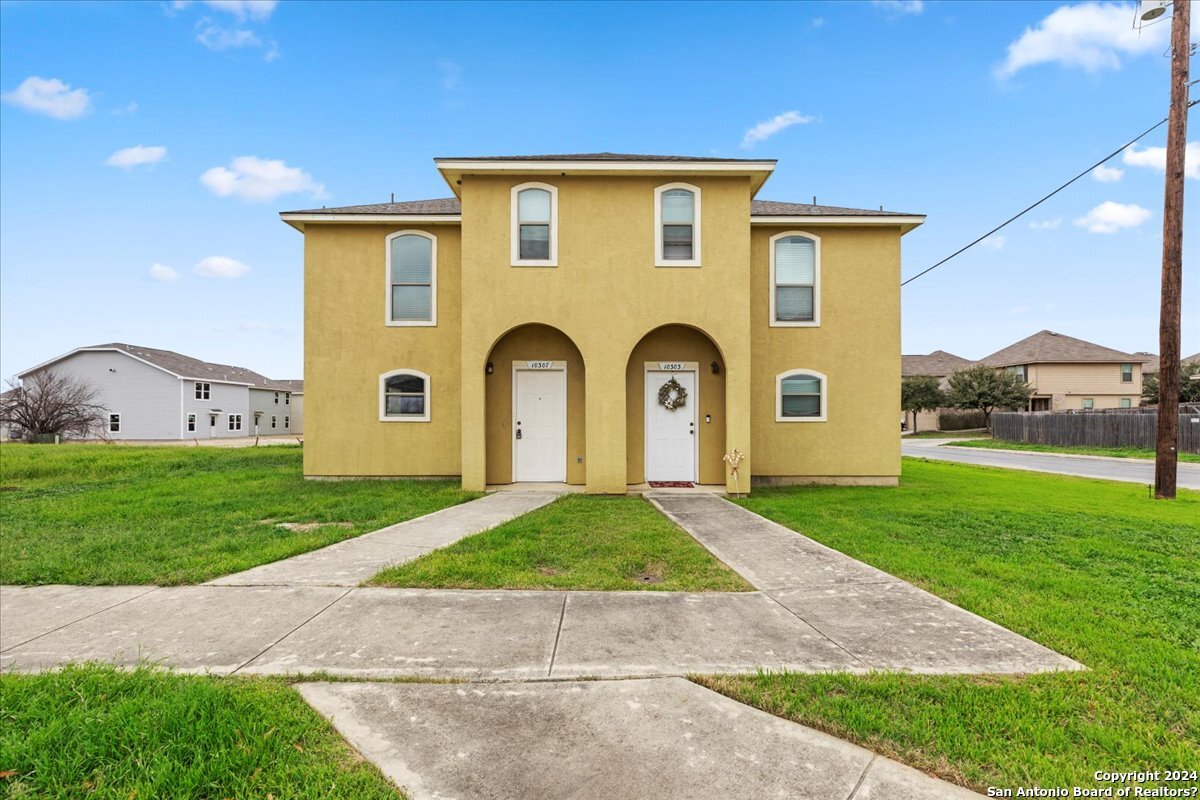 10303-10307 Hunters Pond San Antonio TX 78224